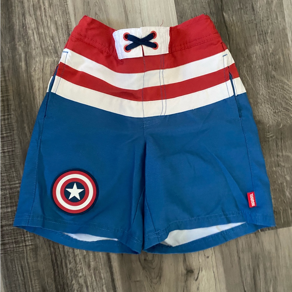 Disney Store Marvel Captain America Boys 5/6 Swim Trunk Board Shorts Stripes